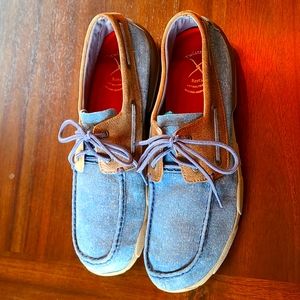 Twisted X Driving Moc